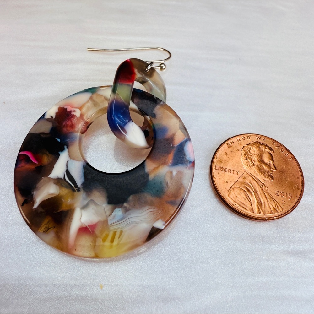 Multicolor Lightweight Pierced Dangle Earrings - image 3